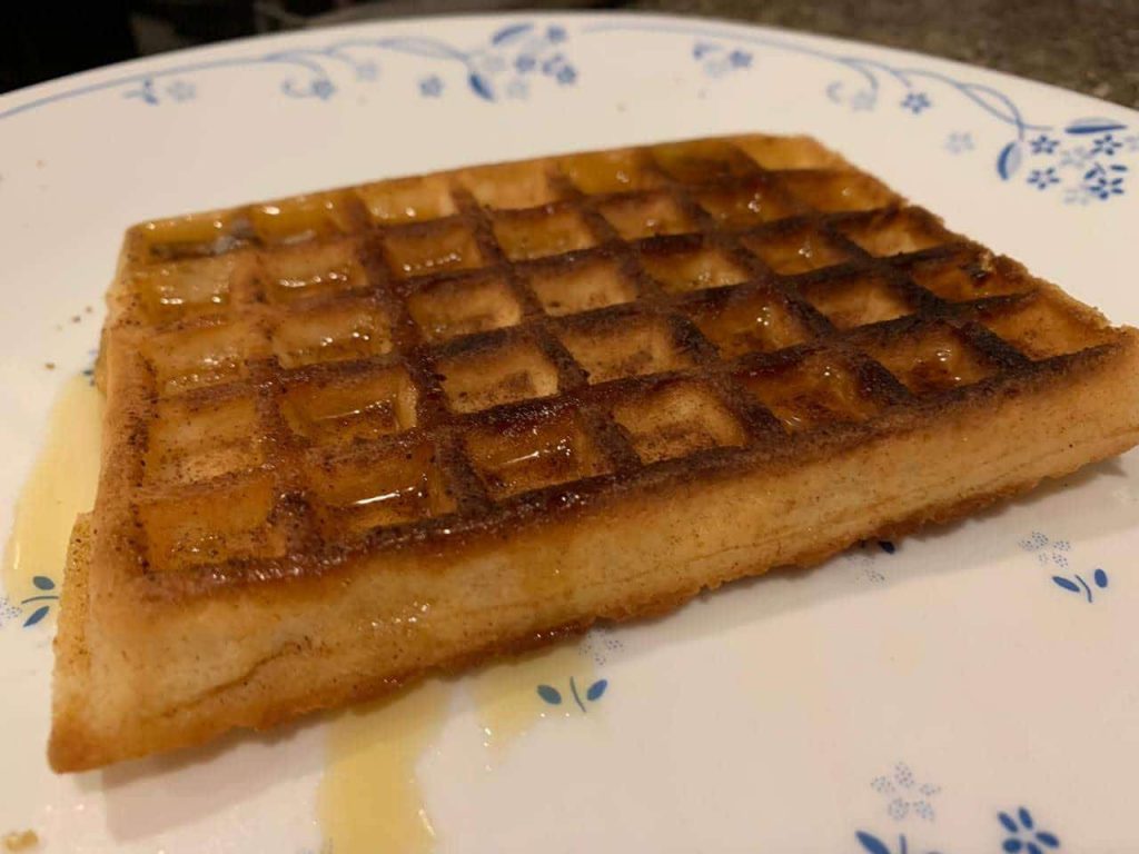 Cinnamon-sugar-waffle-with-honey