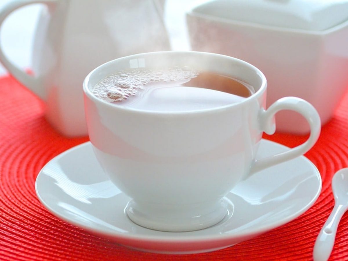 सफेद चाय- फायदे, नुकसान, कैसे बनाएं और पौष्टिक आहार (White Tea Benefits: Weight Loss And Others | Side-Effects | How To Prepare | Nutrients)