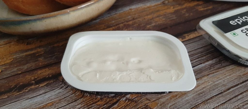 एपिगामिया क्रीम चीज़ का क्रीमी टैक्शर