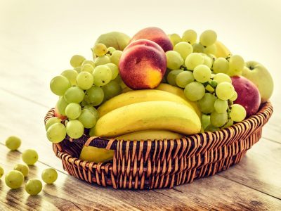 फल खाने के सेहतमंद फायदे और इससे जुड़ी बातें