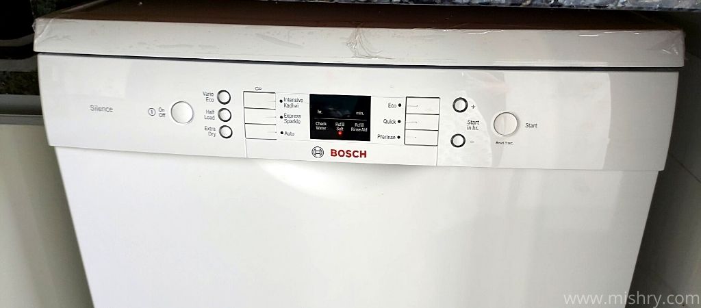बॉश 13 प्लेस सेटिंग डिशवॉशर - कंट्रोल पैनल