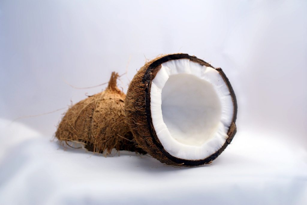 सूखा नारियल